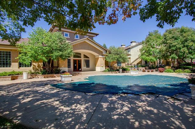 3815 Riviera Grove 201