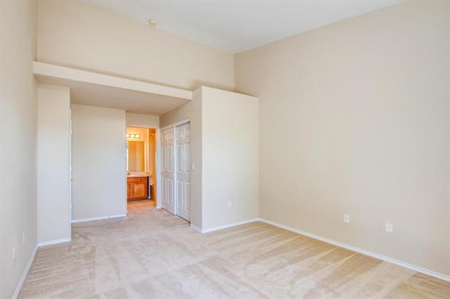 3815 Riviera Grove 201