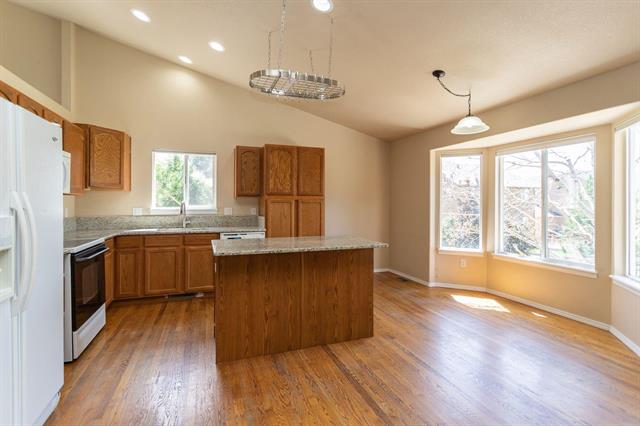 8424 Roaring Fork Drive