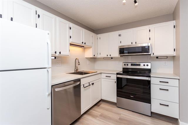 4431 Hunting Meadows Circle