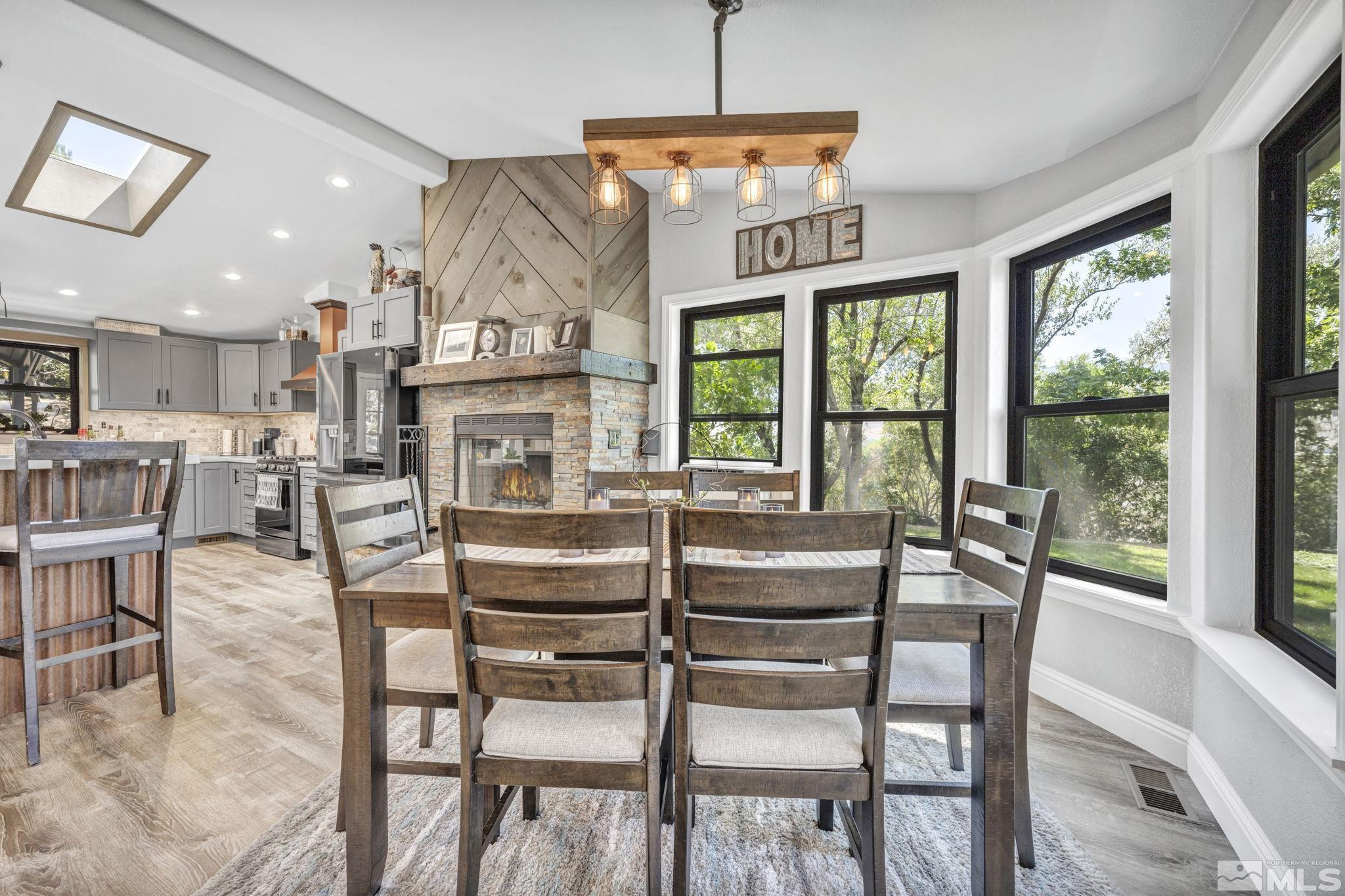 2320 Gentry Lane