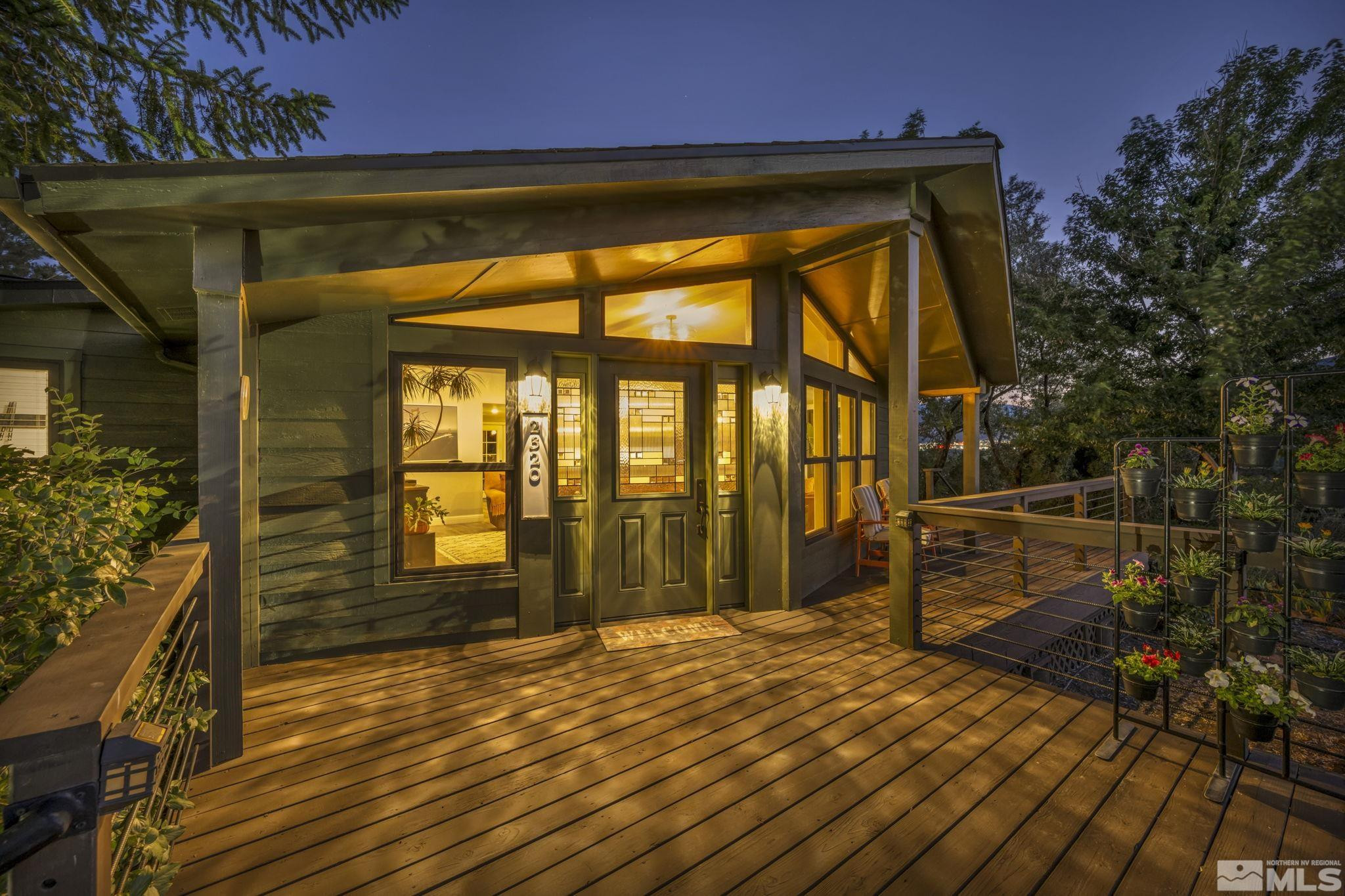 2320 Gentry Lane
