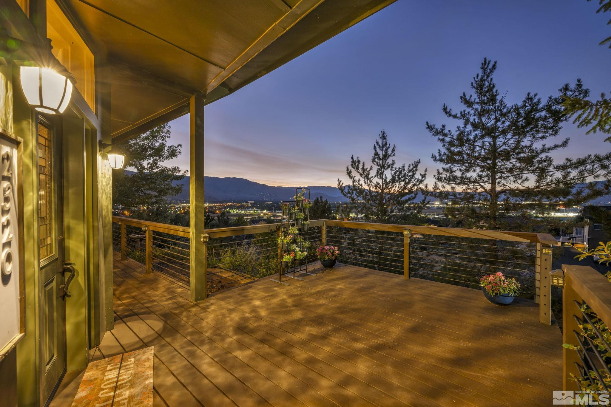 2320 Gentry Lane