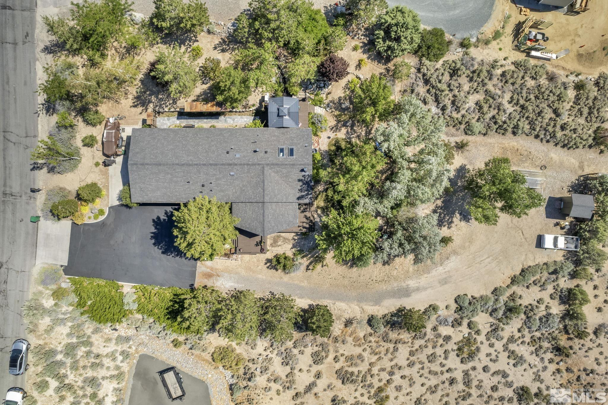 2320 Gentry Lane