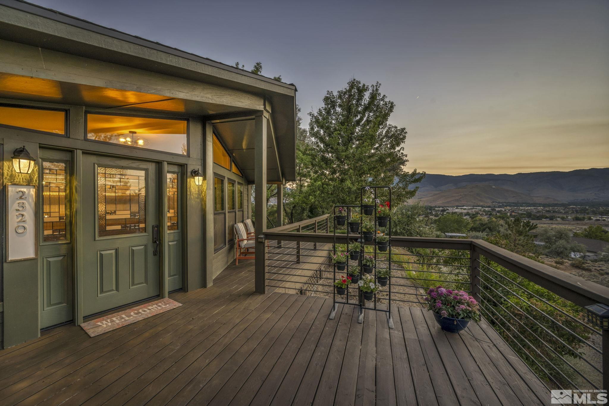 2320 Gentry Lane