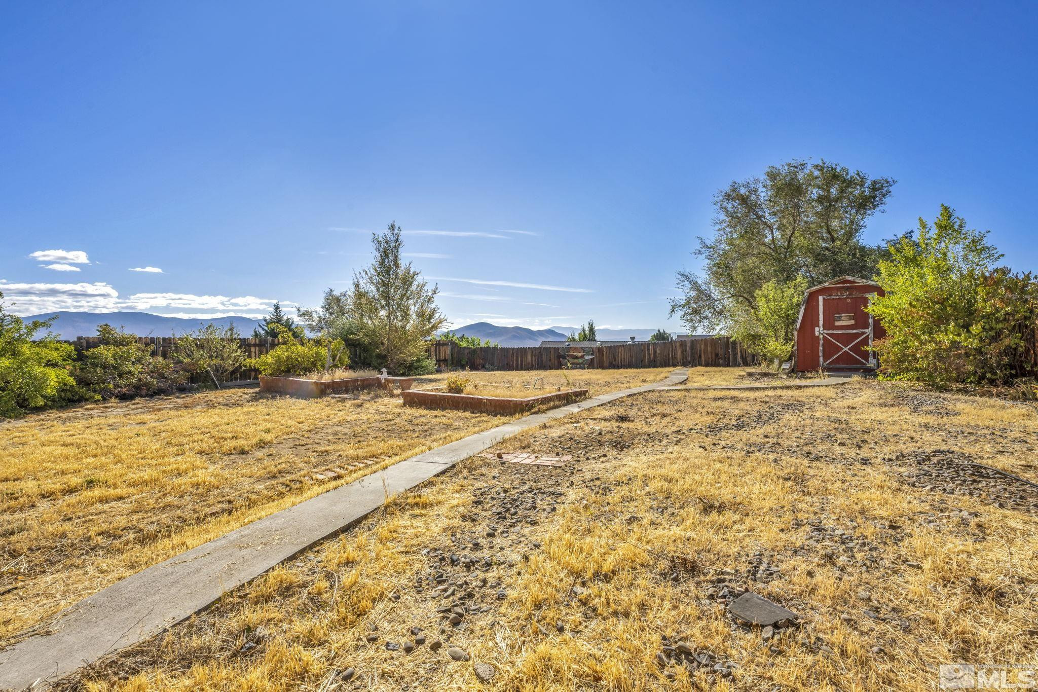 885 Valley Vista