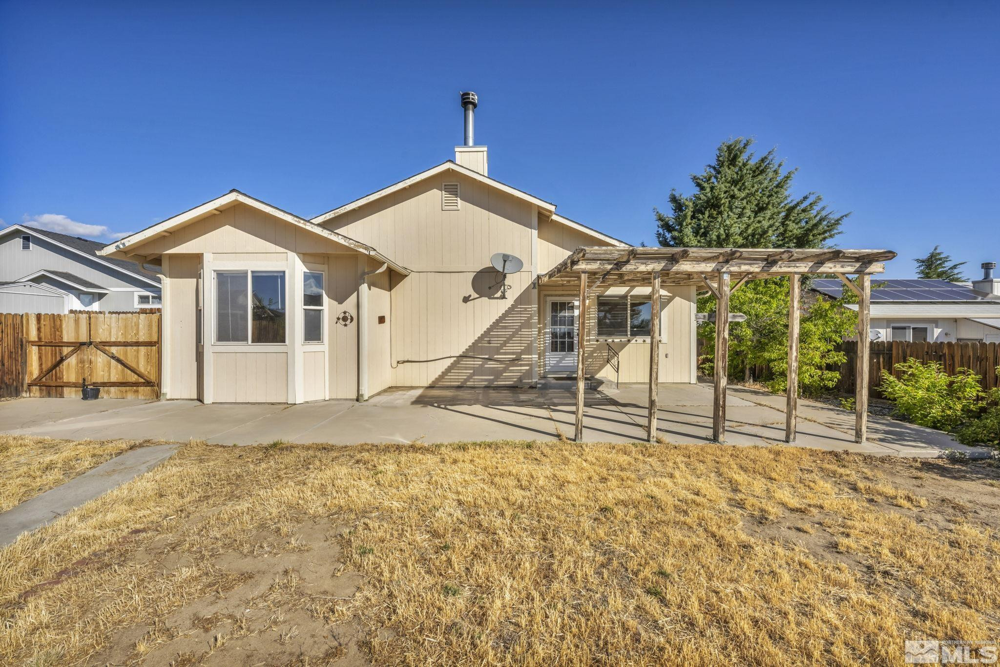 885 Valley Vista