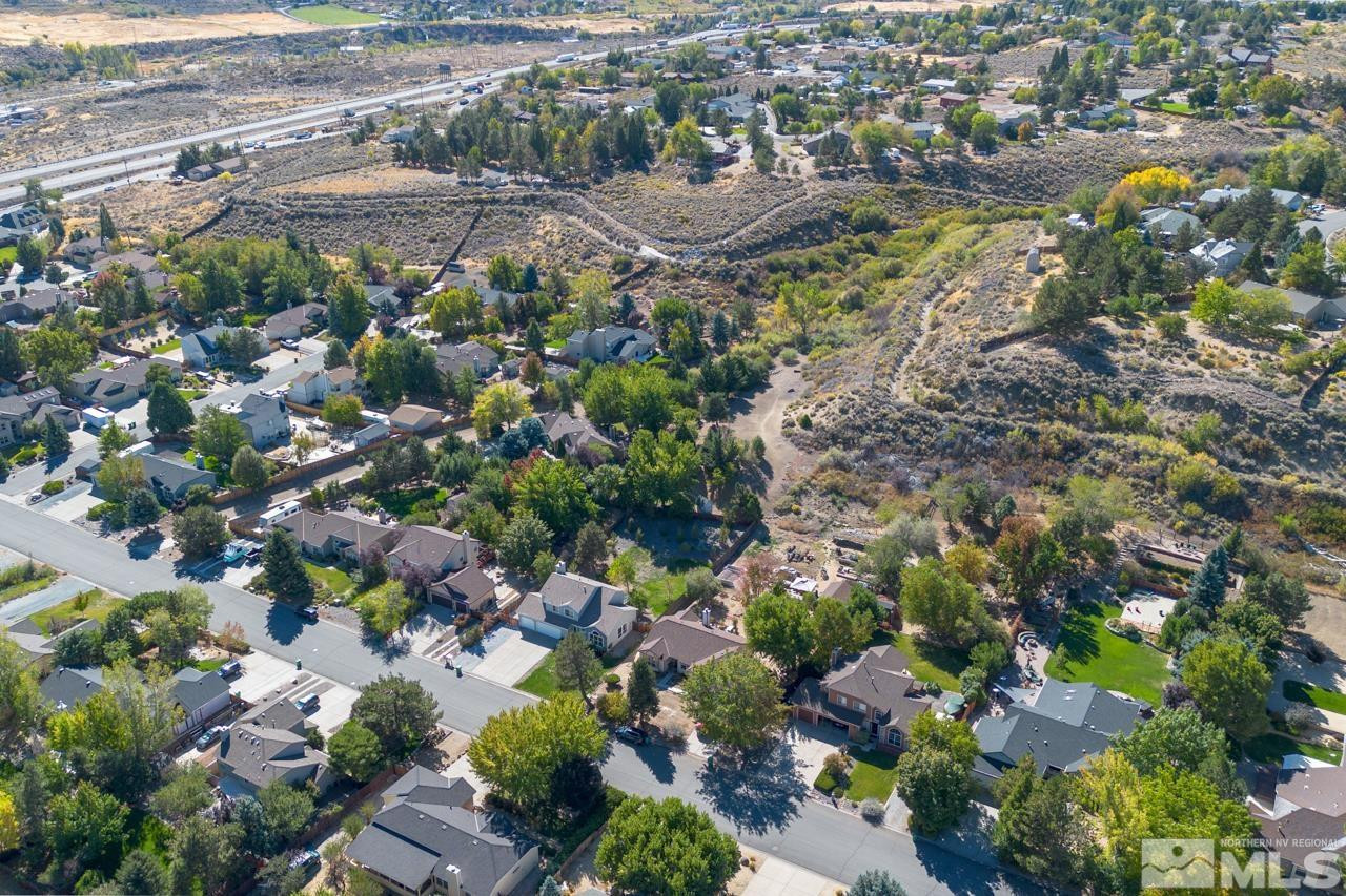 815 Cliff View Drive