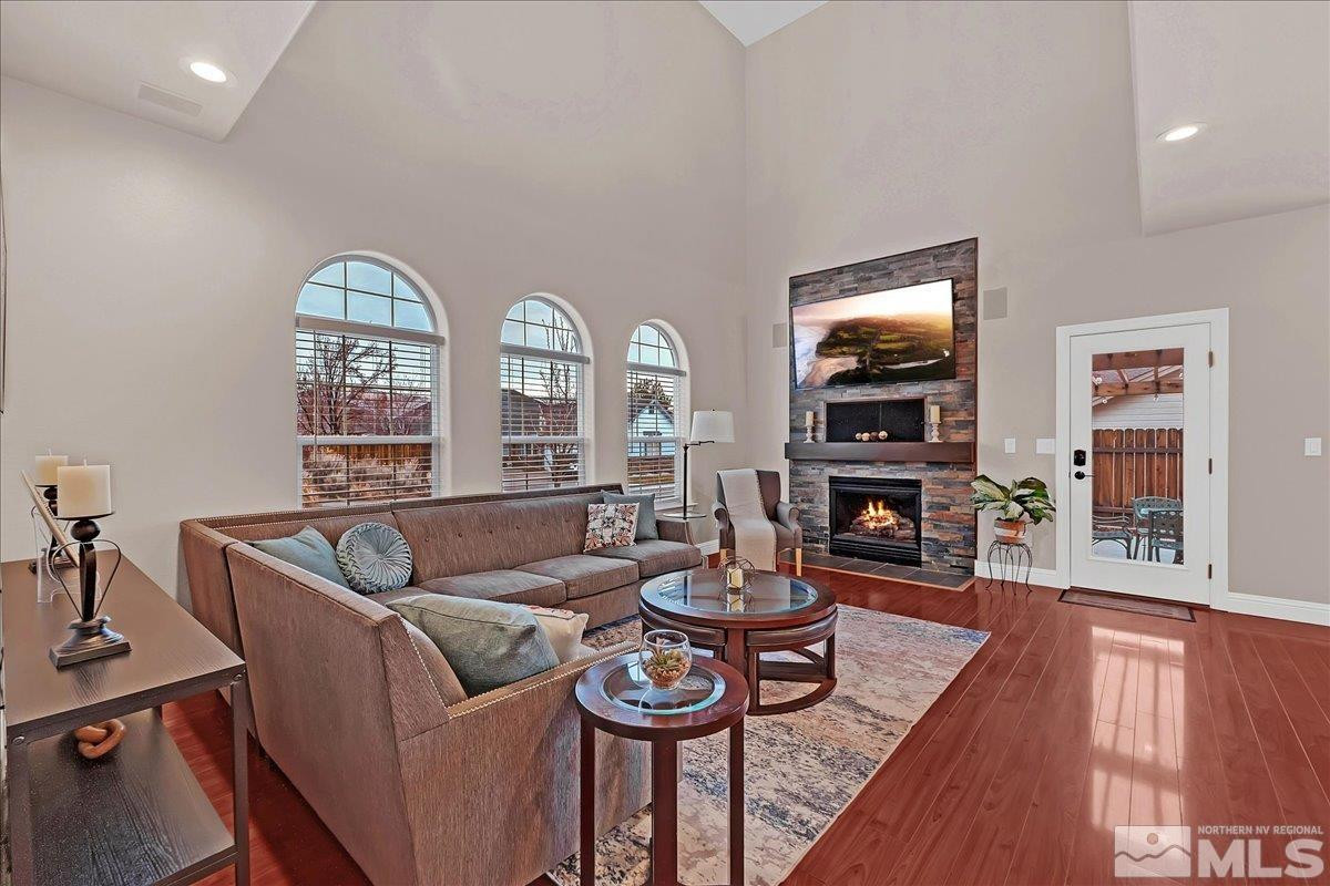 2253 Snowflake Drive
