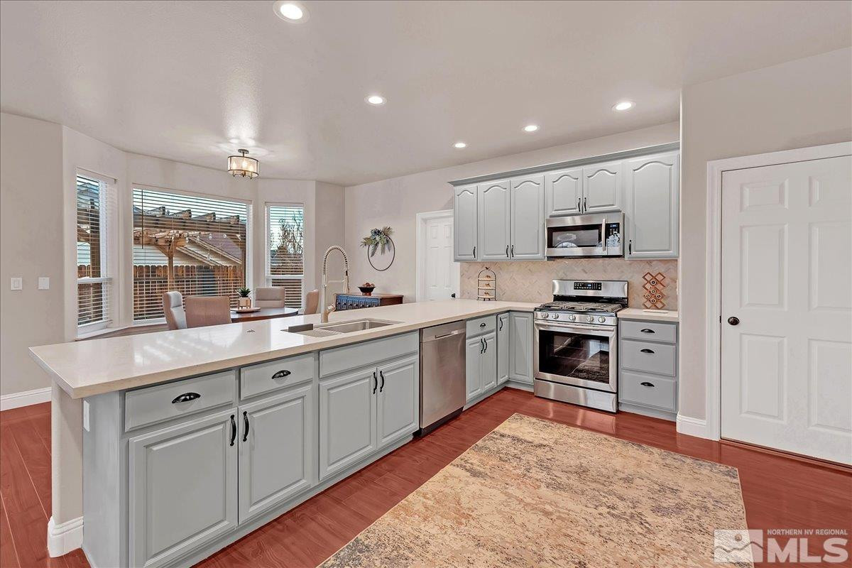 2253 Snowflake Drive