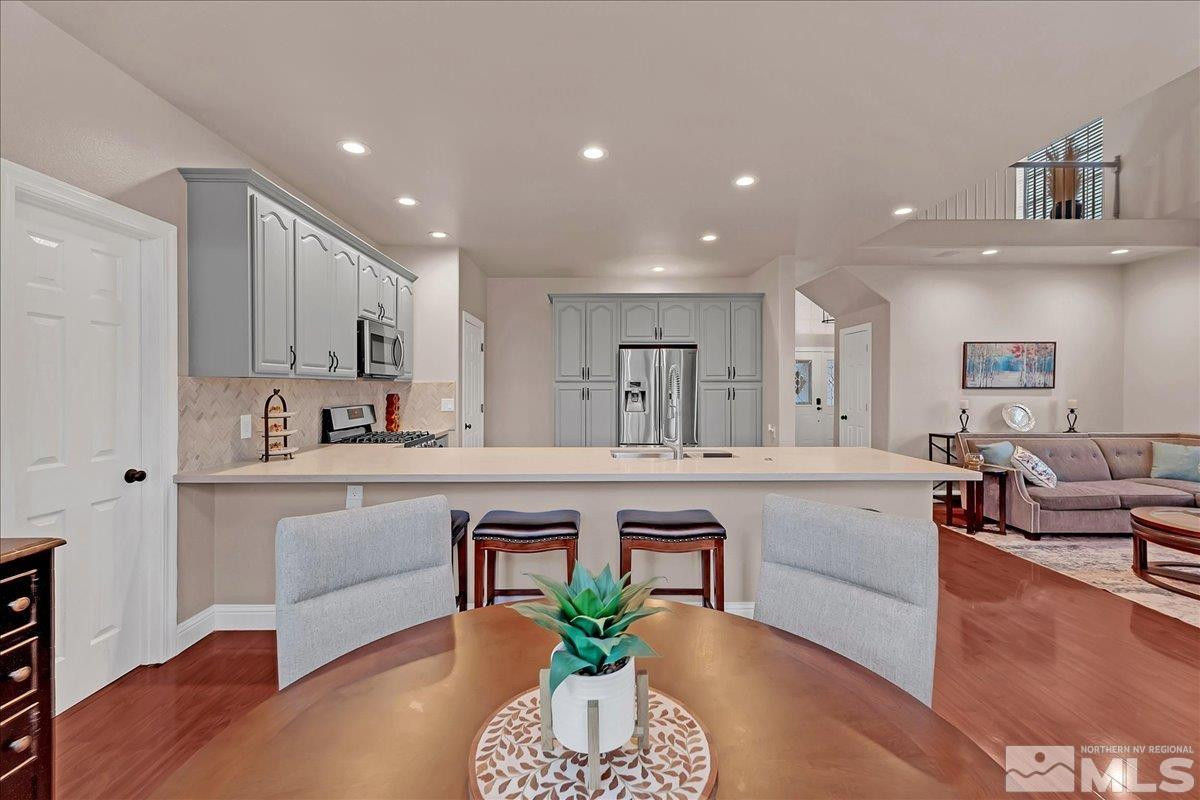2253 Snowflake Drive