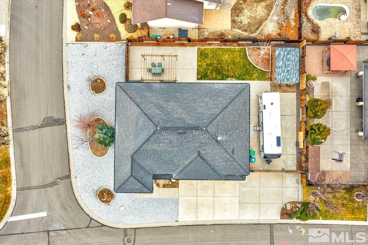 2253 Snowflake Drive