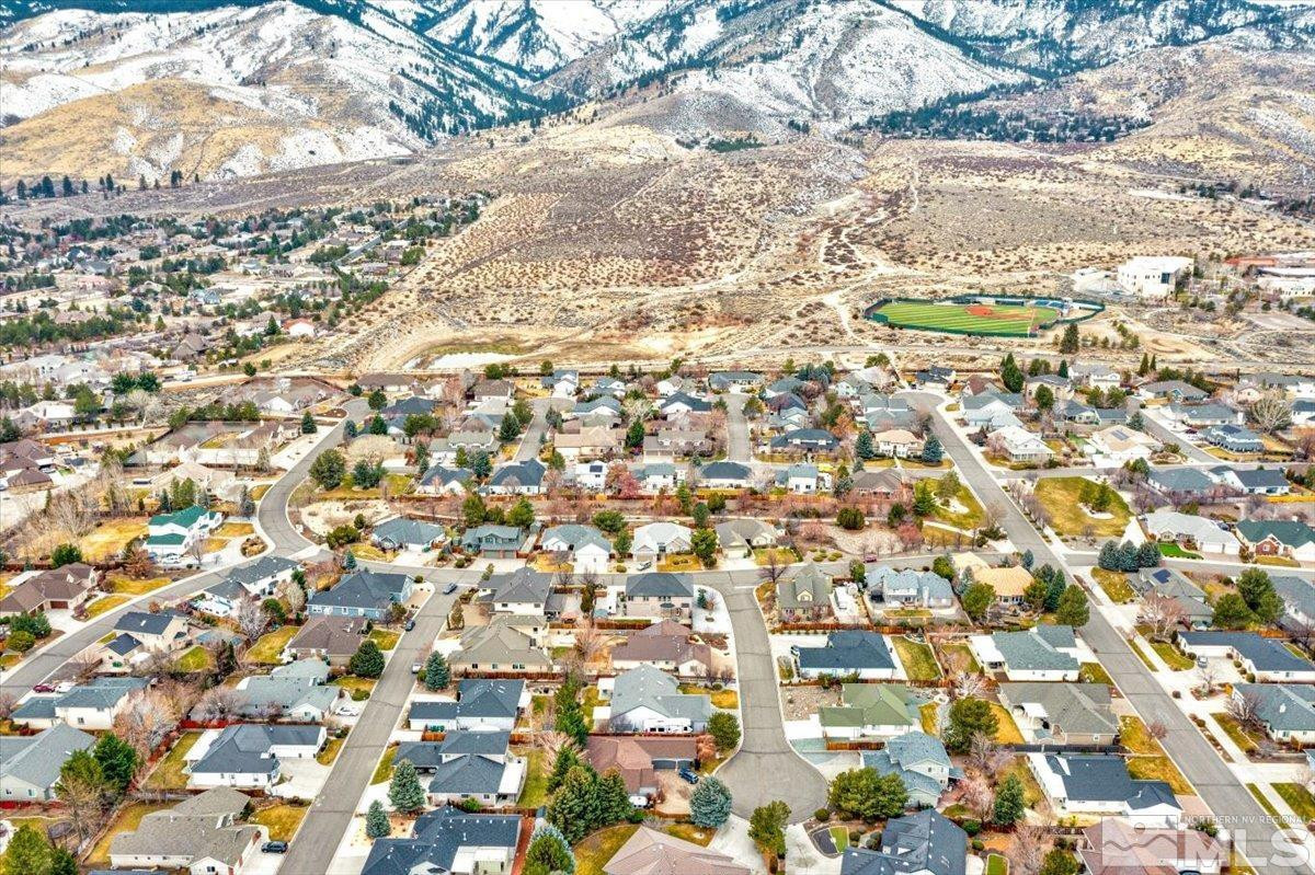 2253 Snowflake Drive