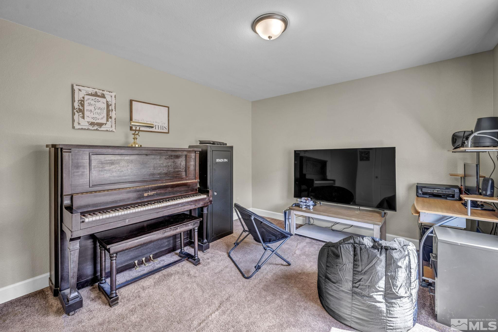 1353 Rocky Bluff Drive
