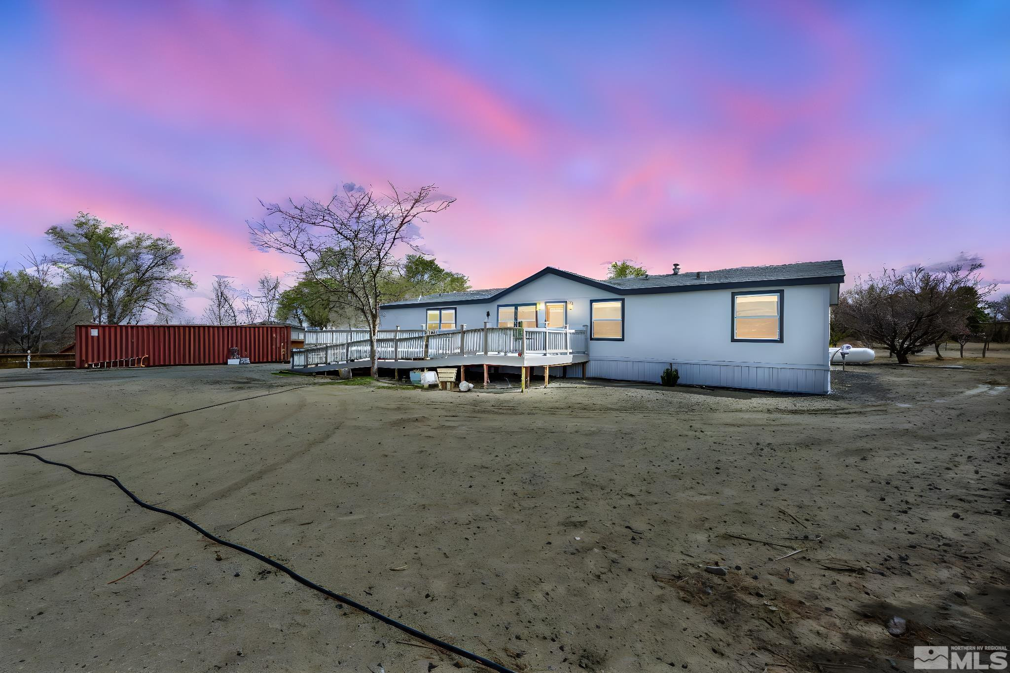 1125 W 7th Street