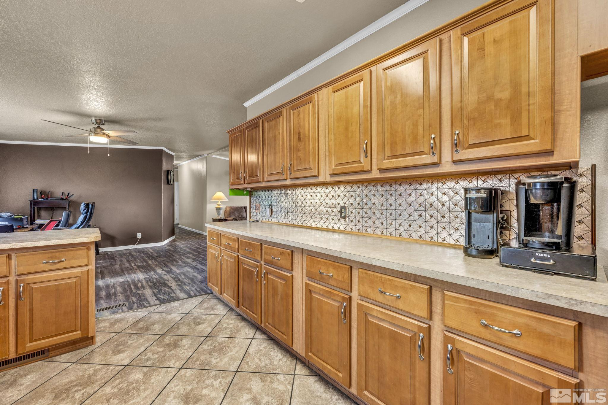 1125 W 7th Street