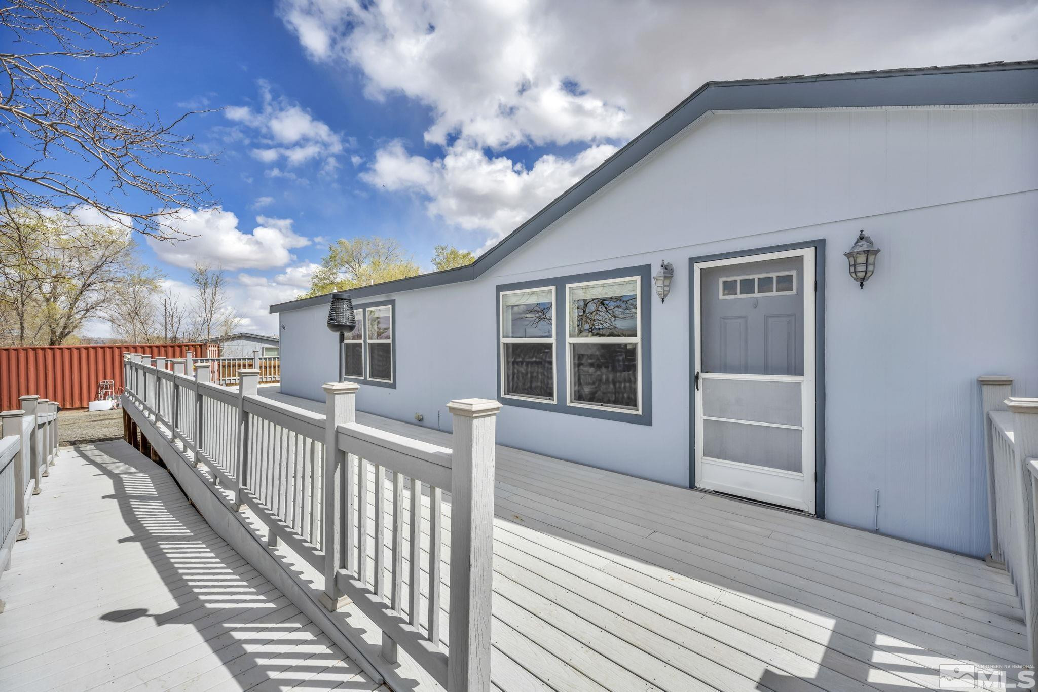 1125 W 7th Street