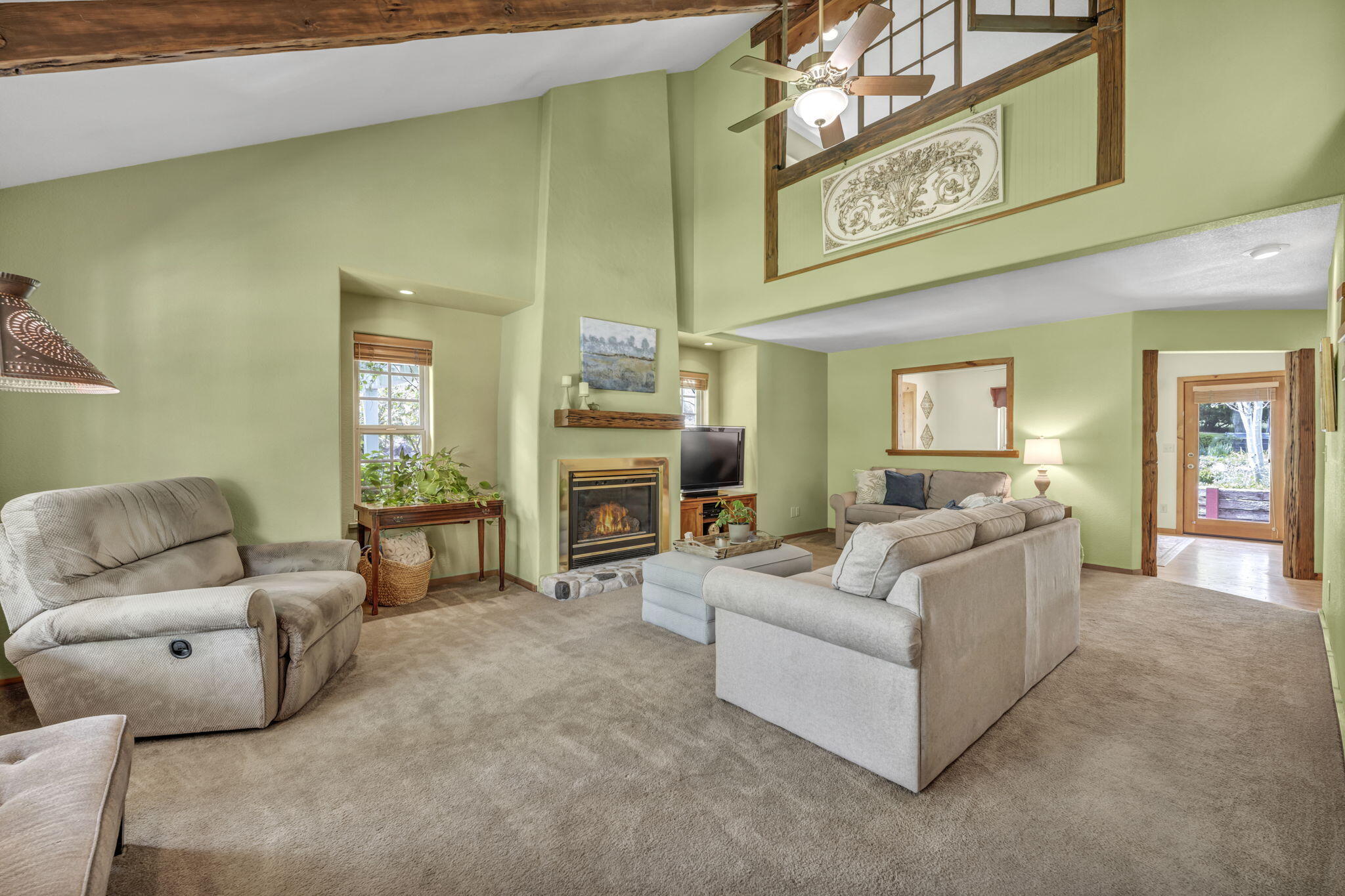 3150 Kings Canyon Road