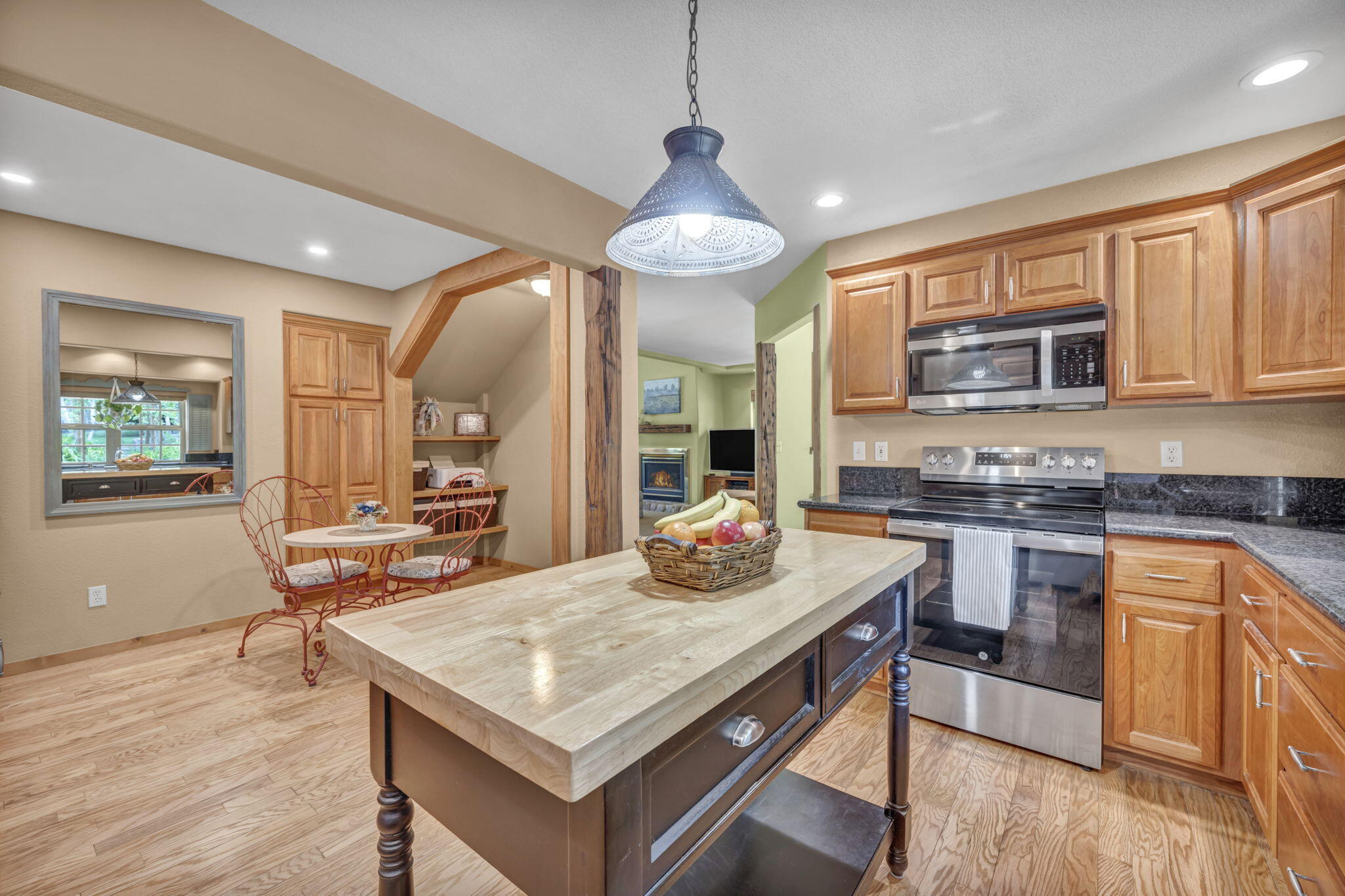 3150 Kings Canyon Road
