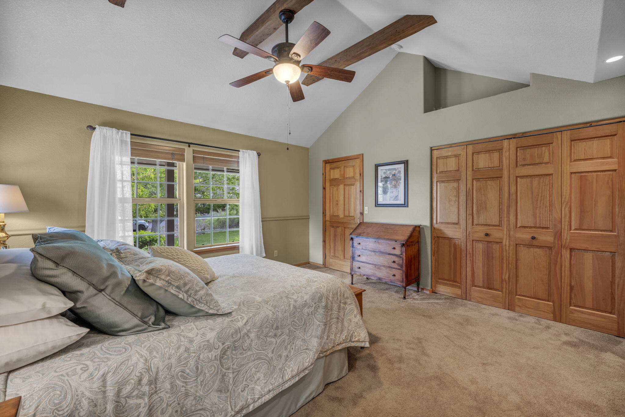 3150 Kings Canyon Road