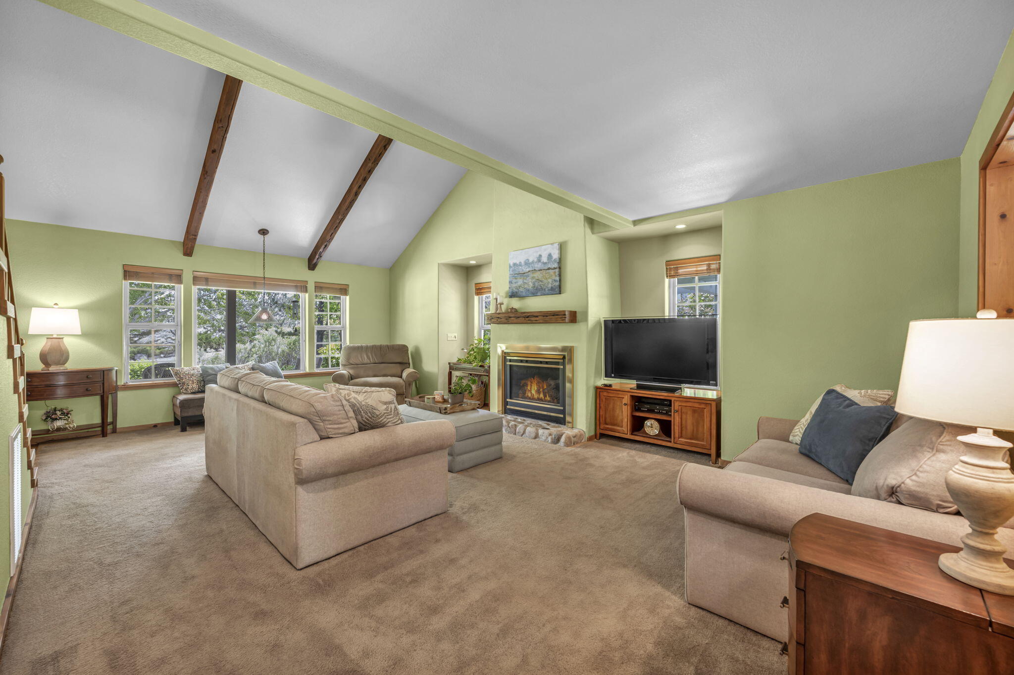 3150 Kings Canyon Road