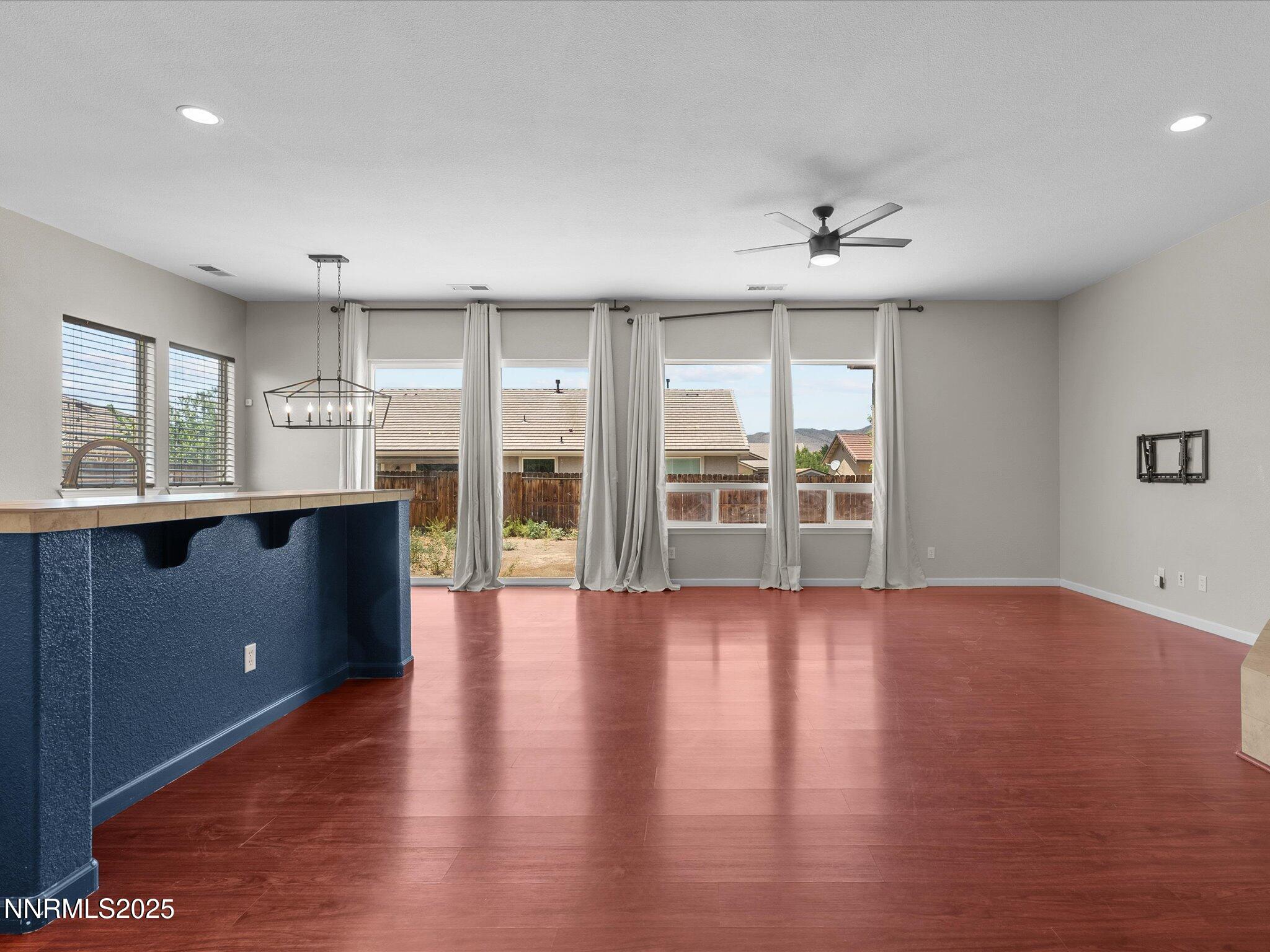 129 Maze Avenue