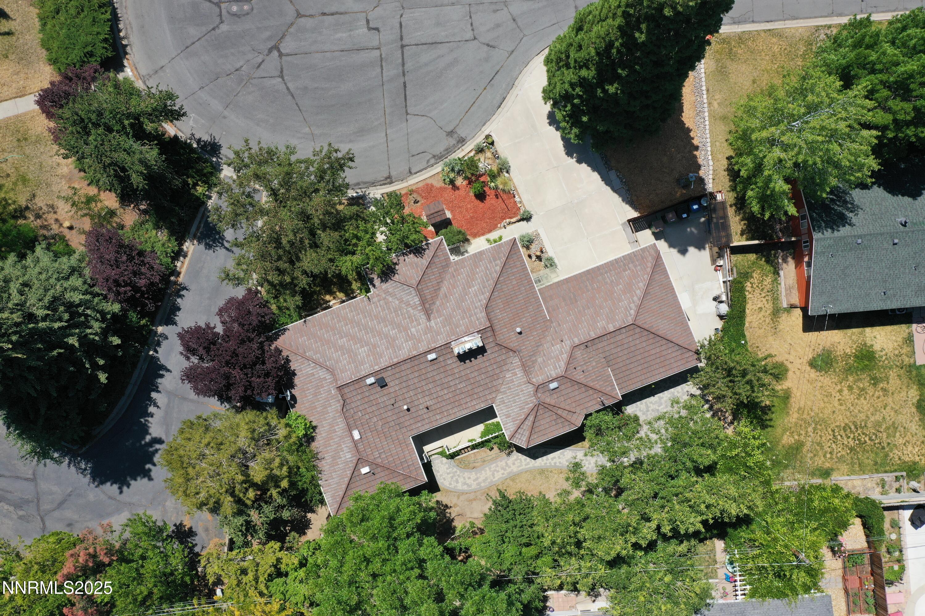 7 Circle Drive