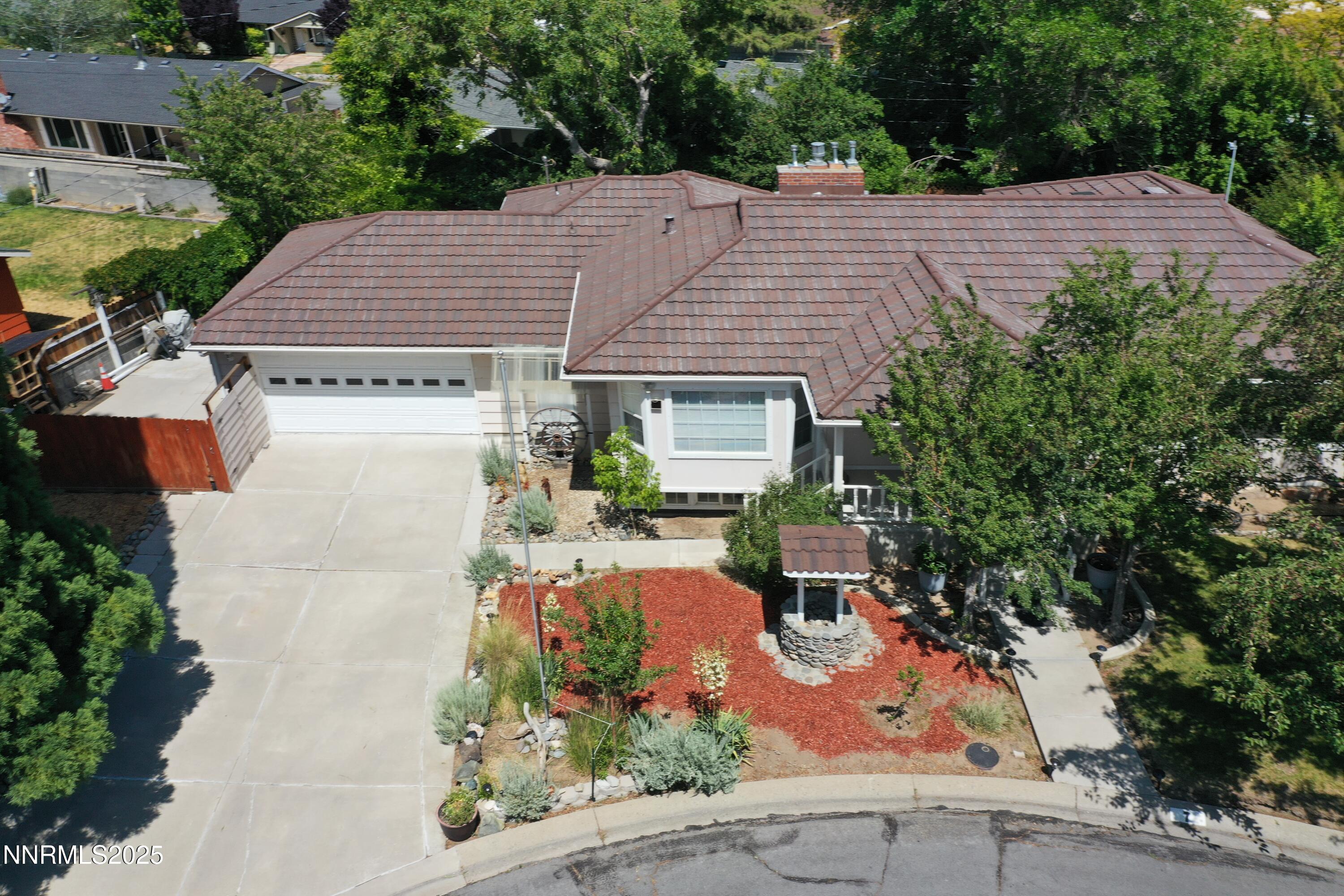 7 Circle Drive