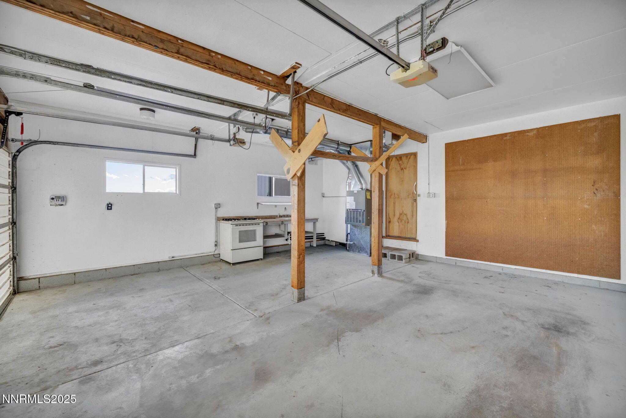 610 E Bonanza Drive