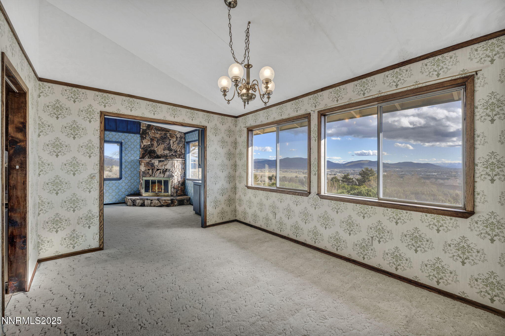 610 E Bonanza Drive