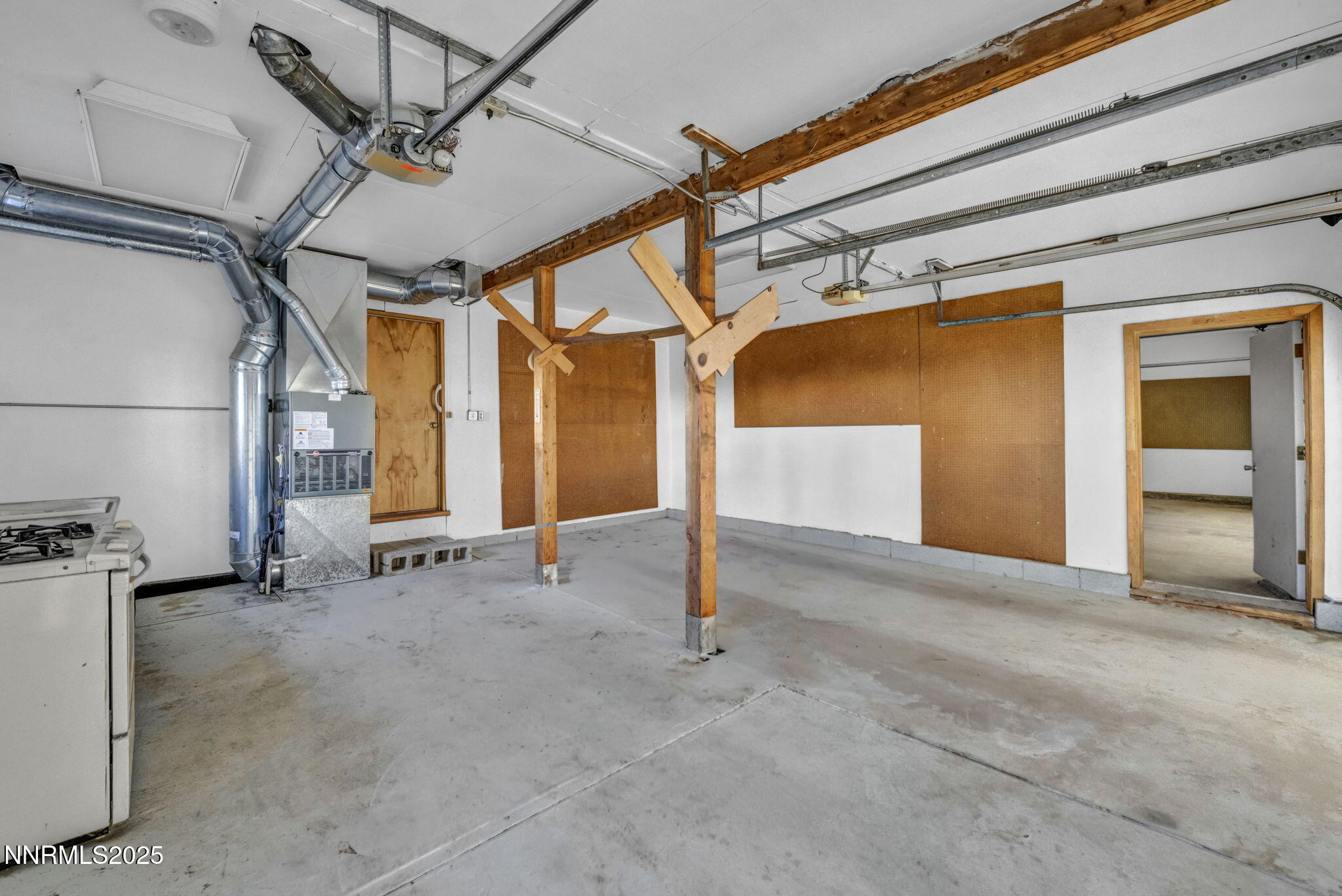 610 E Bonanza Drive