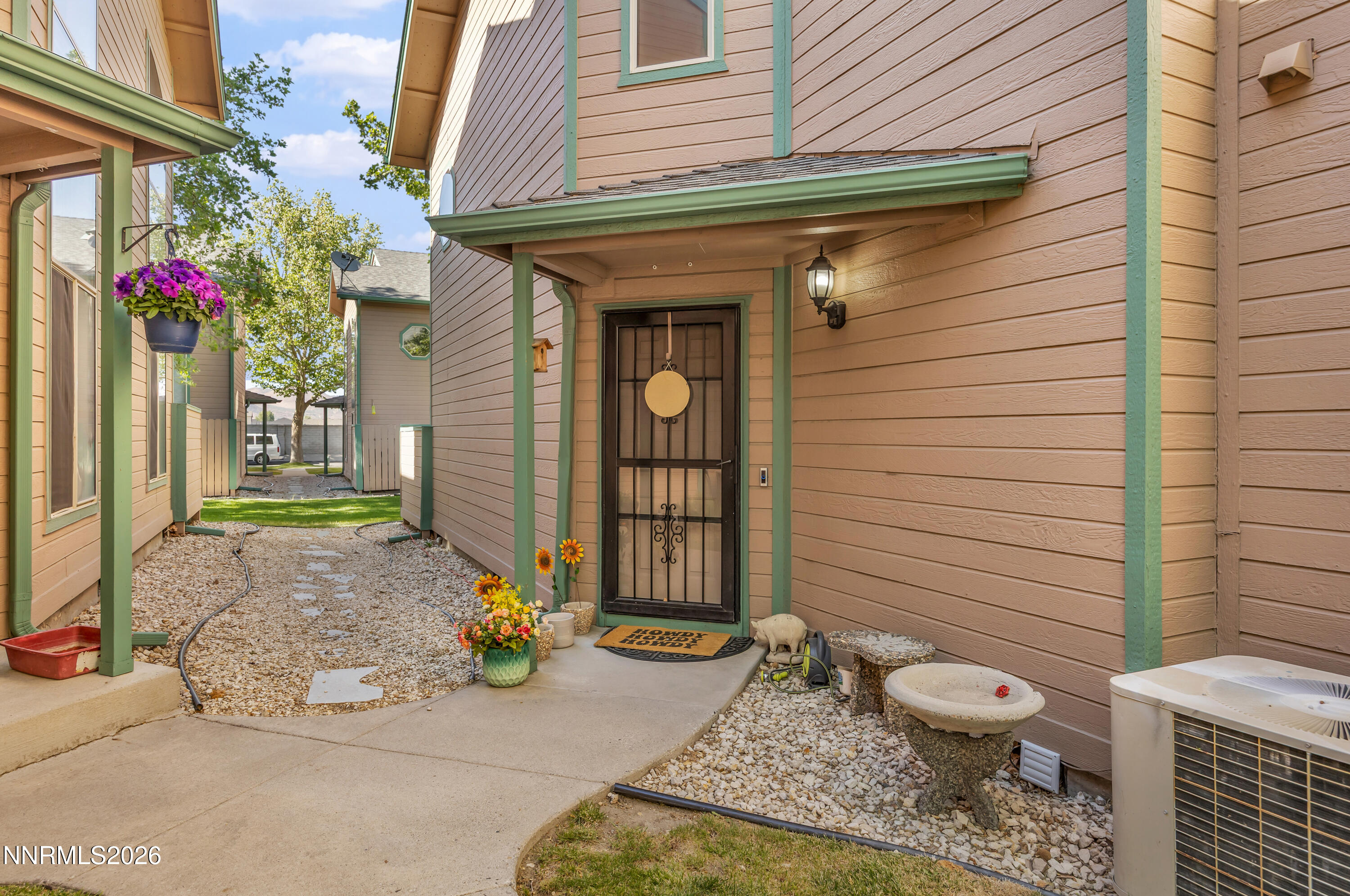 1712 Darin Court