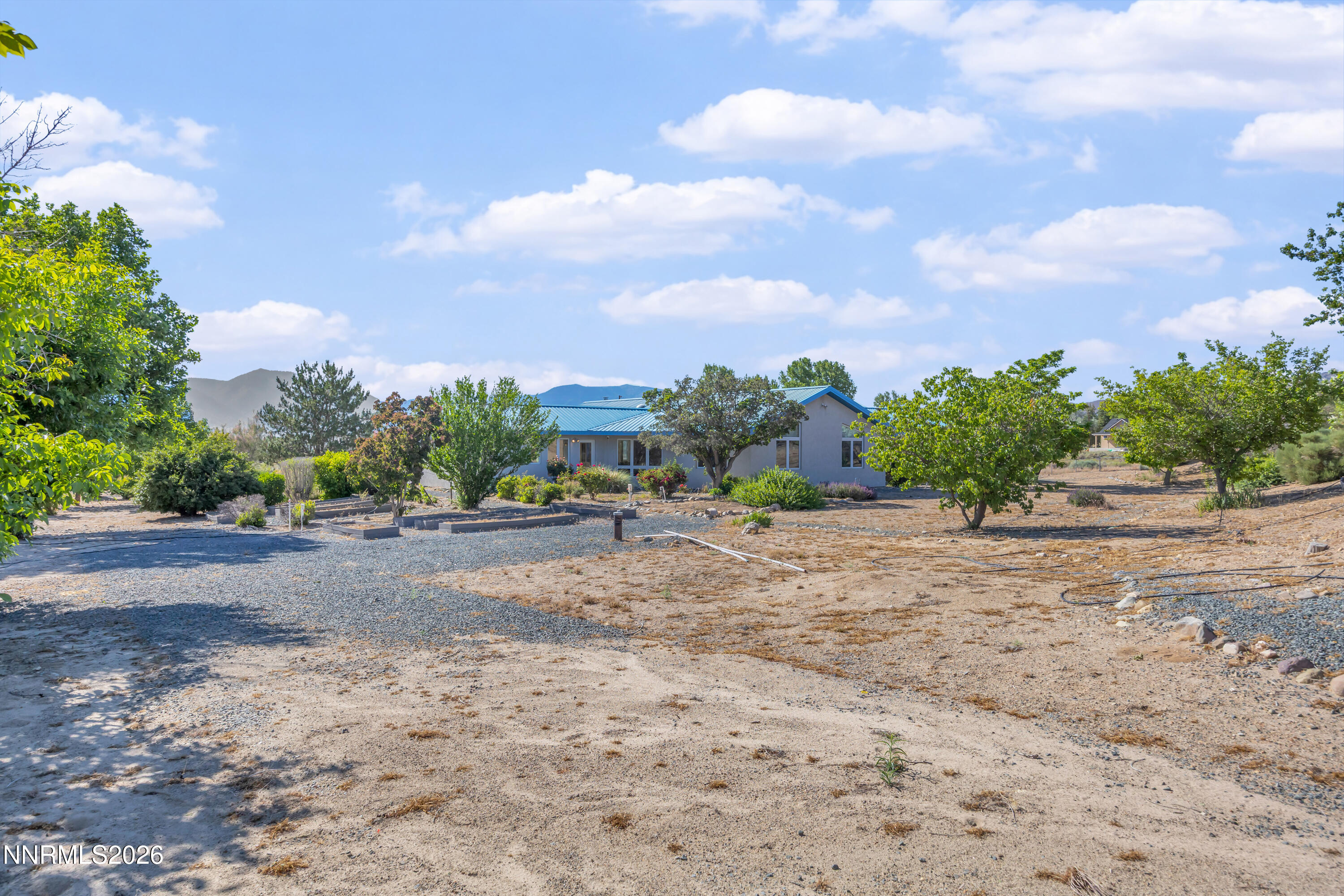 2493 E Valley Road