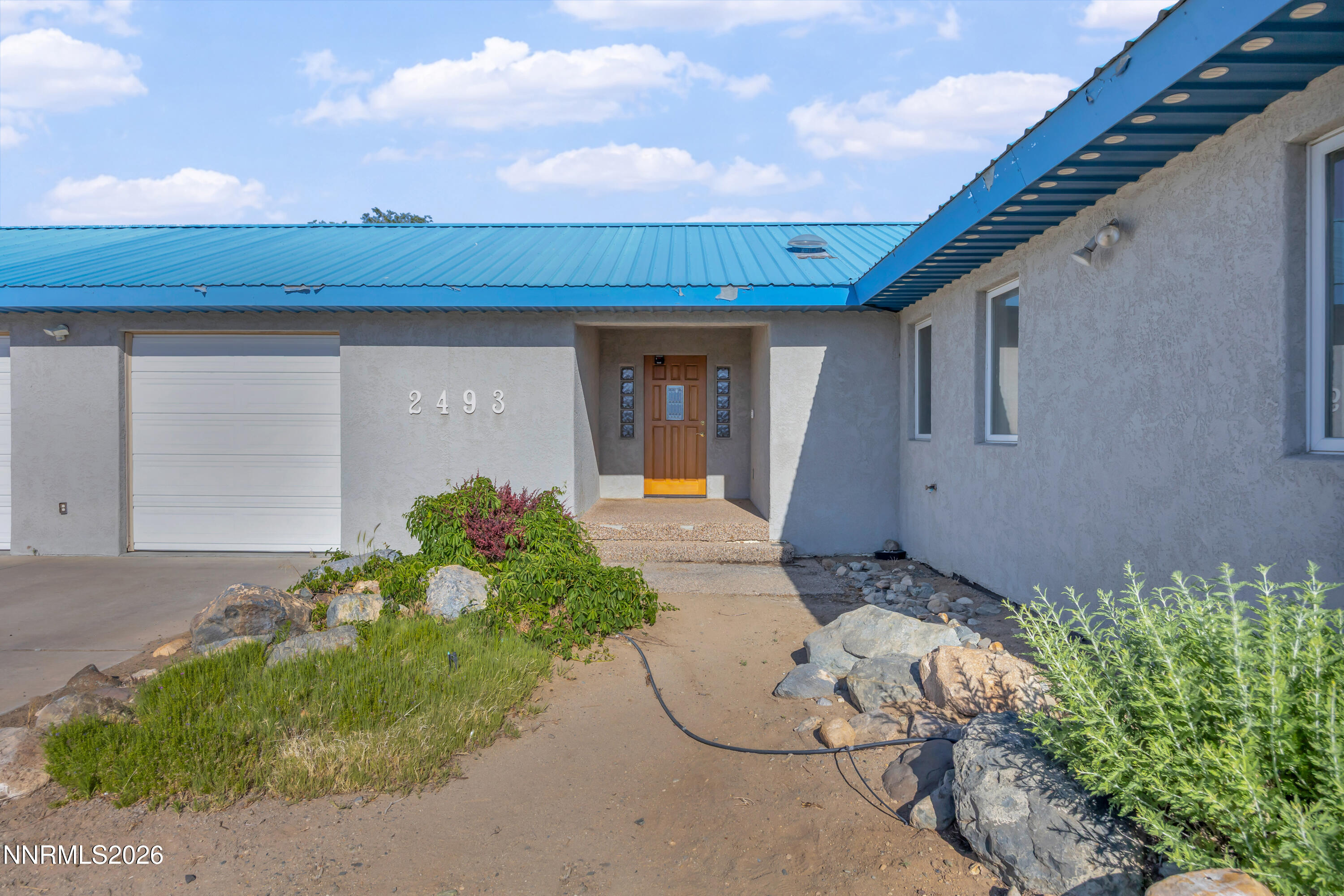 2493 E Valley Road