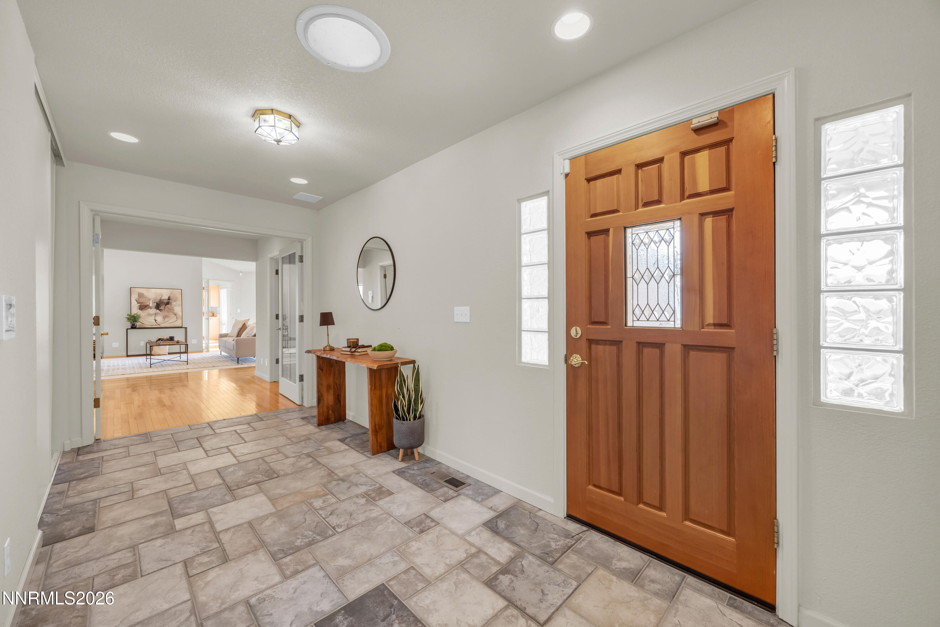 2493 E Valley Road