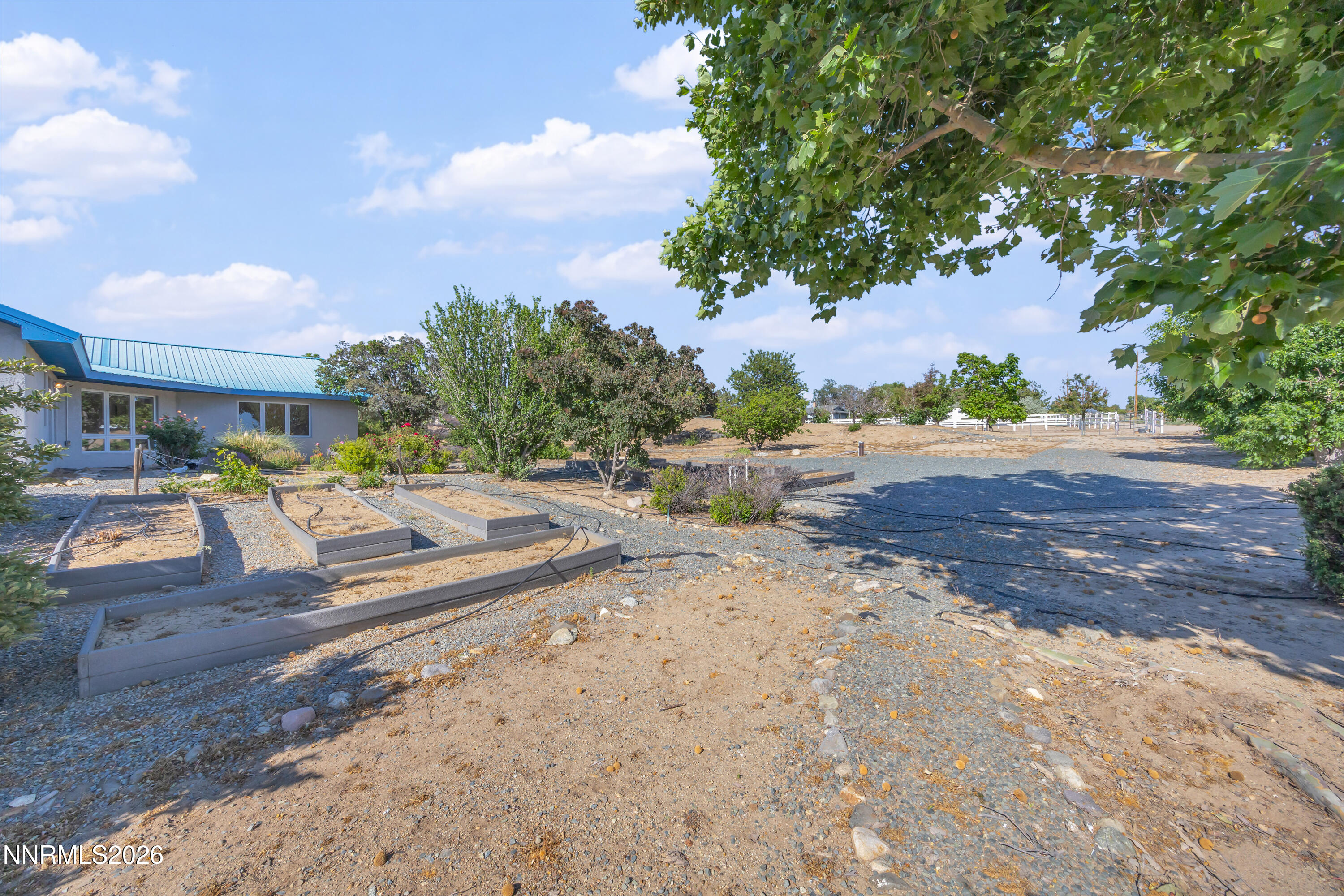 2493 E Valley Road
