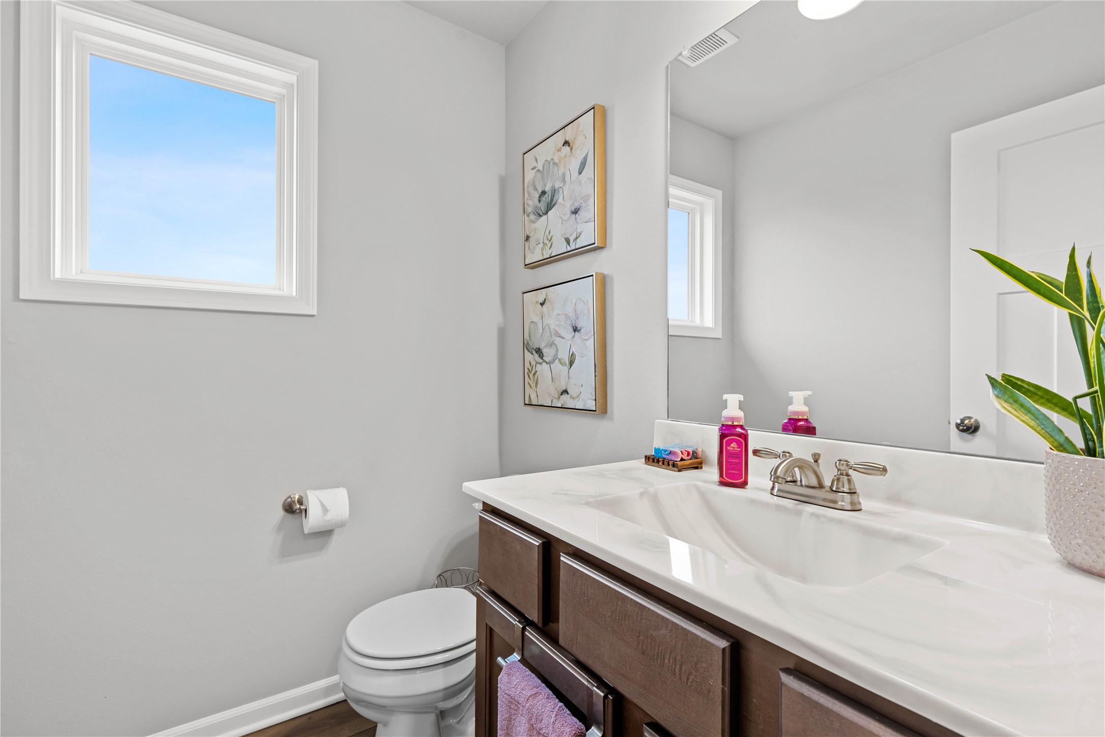 2717 NW 23rd Street