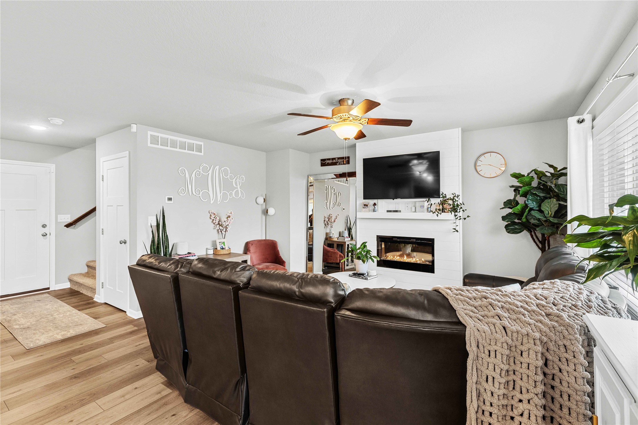 2717 NW 23rd Street