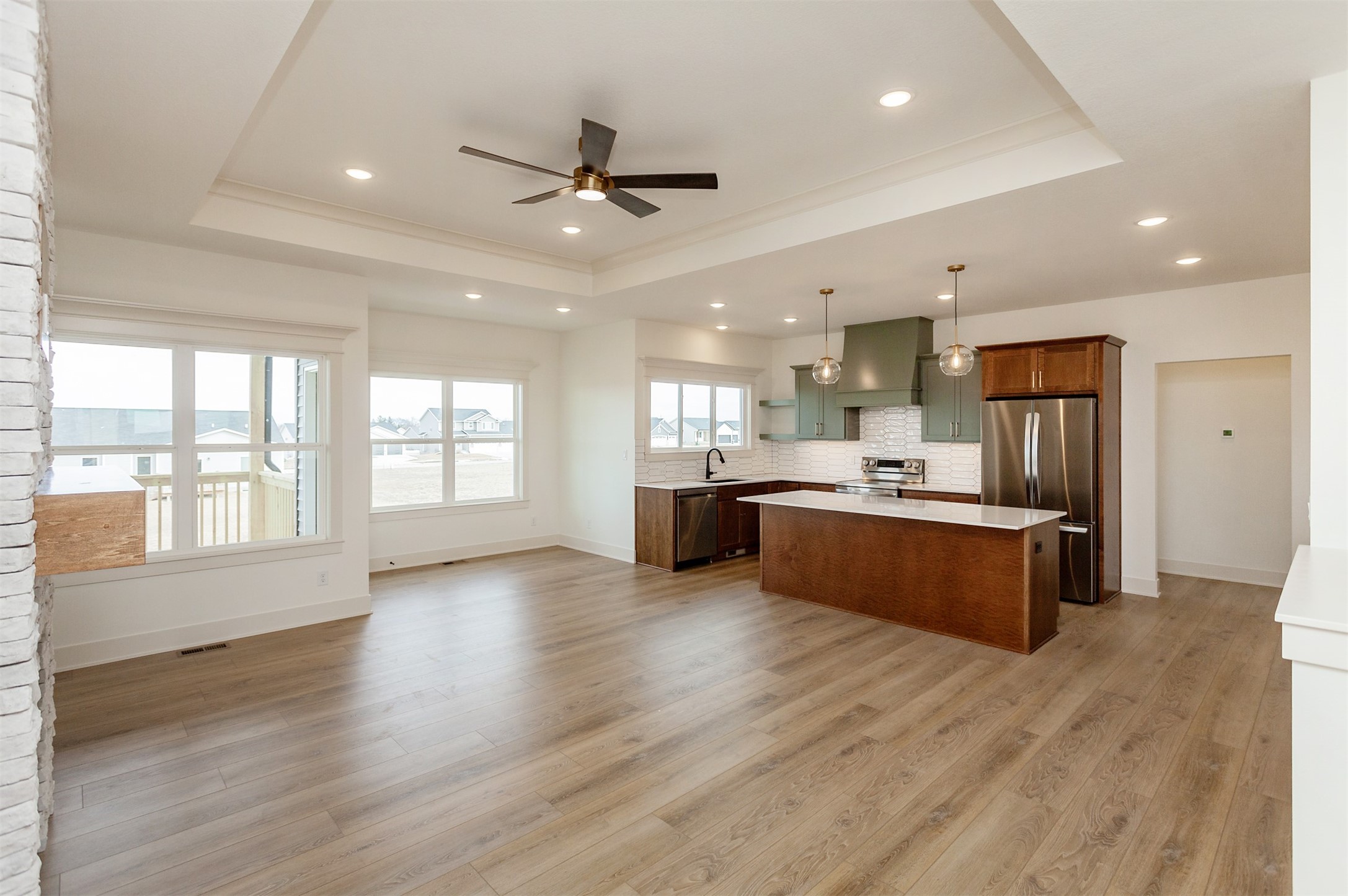 536 W Centennial Drive