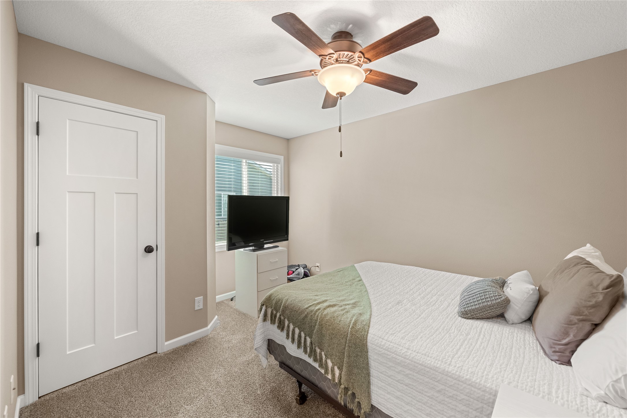 2713 NW 23rd Street