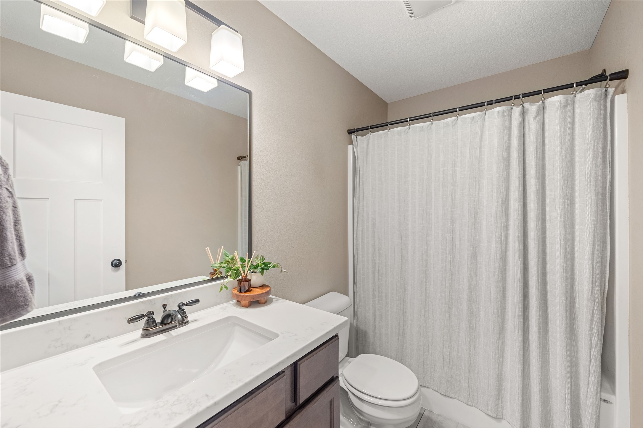 2713 NW 23rd Street
