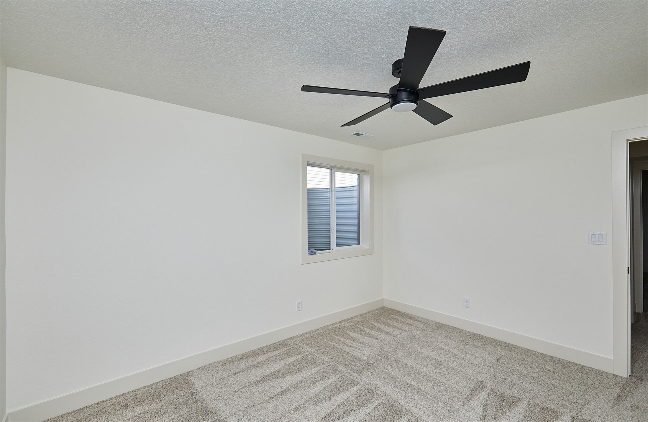 528 W Centennial Drive