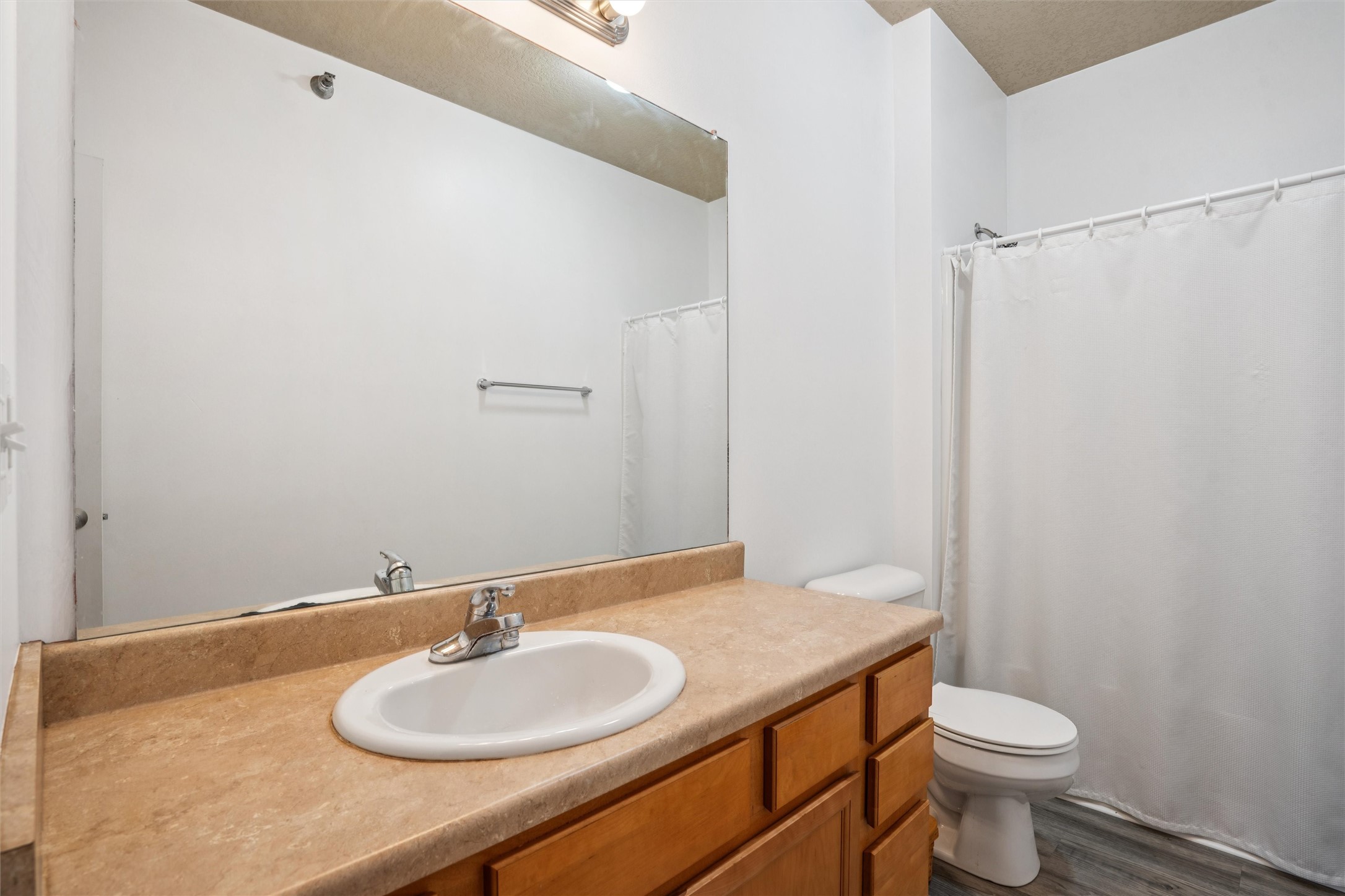 1815 SW White Birch Circle 3
