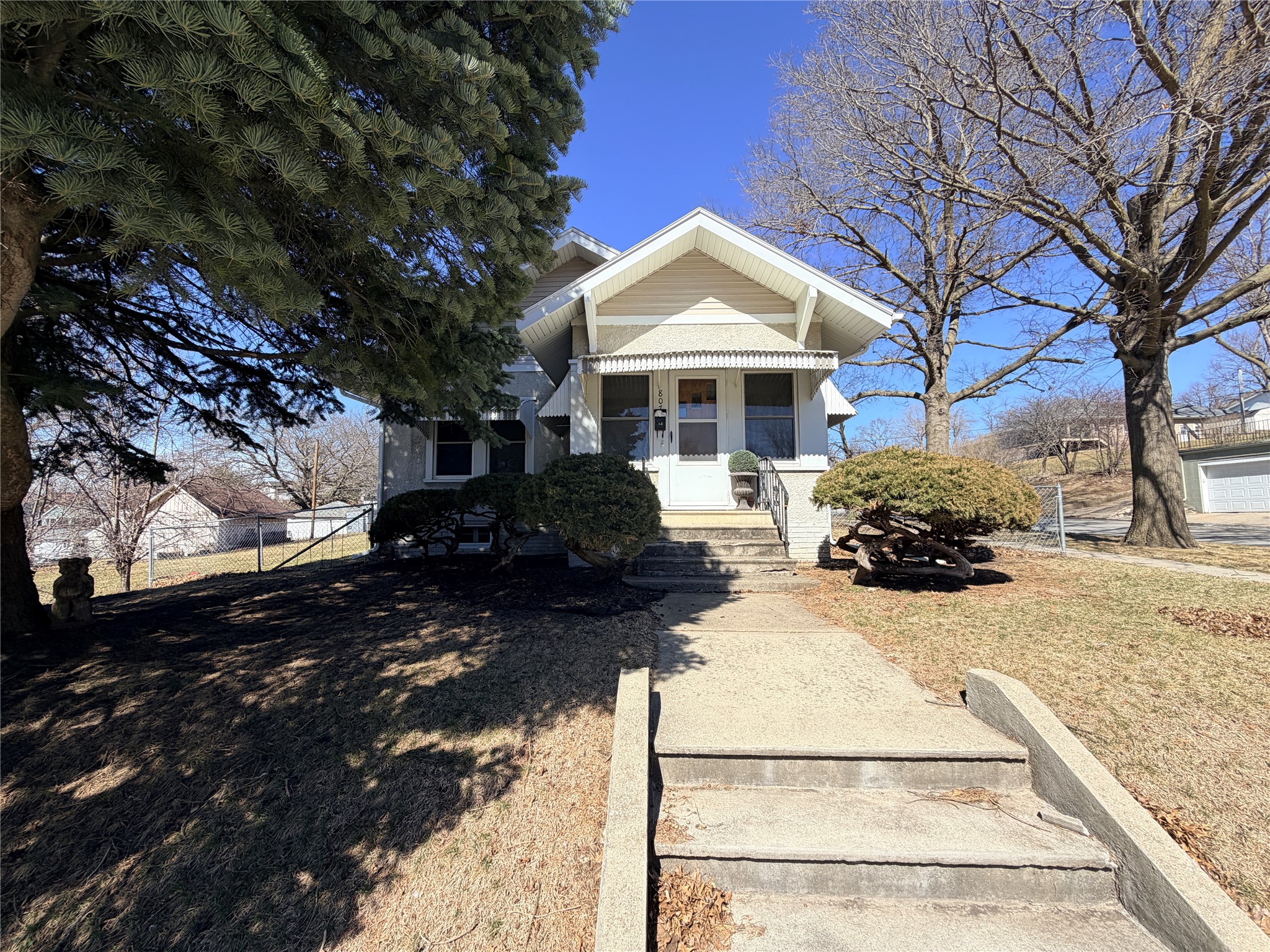807 State Street