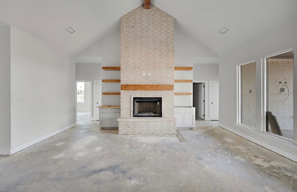 13715 E County Rd 113