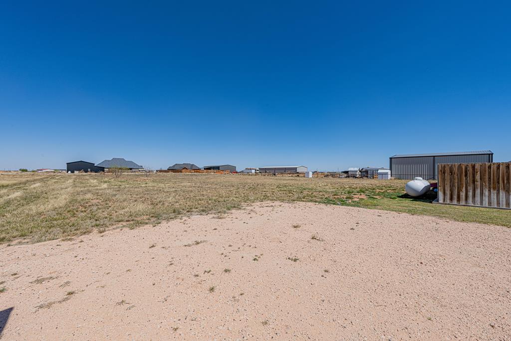13815 E County Rd 115