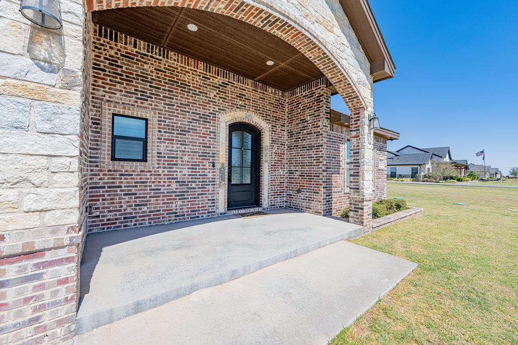 13815 E County Rd 115