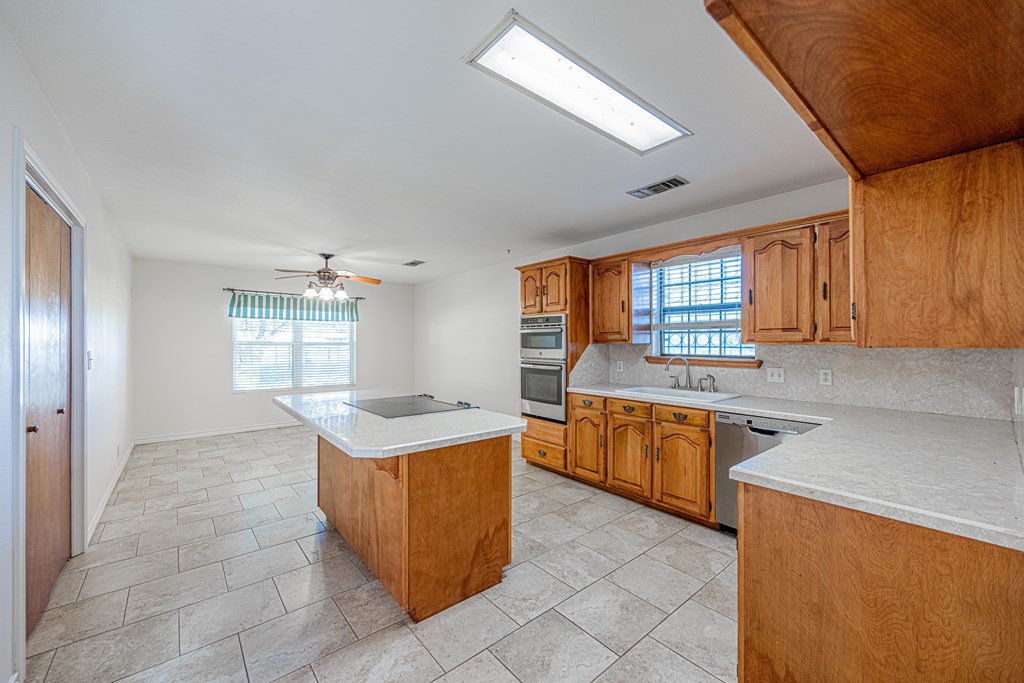 3412 S County Rd 1185