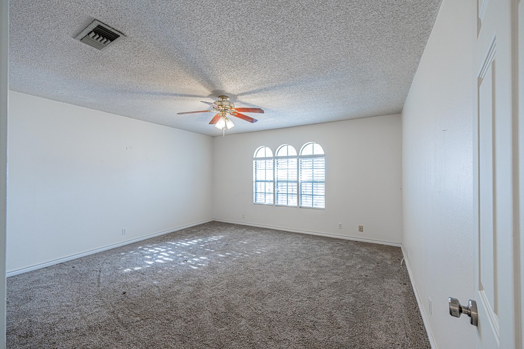3412 S County Rd 1185