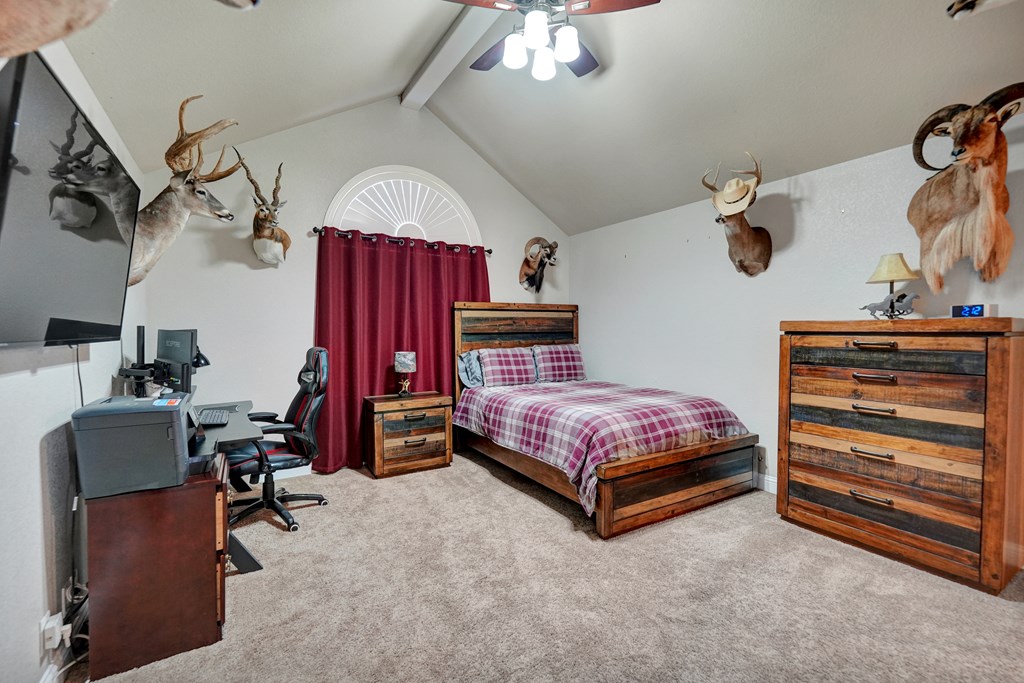 2116 County Rd 1122